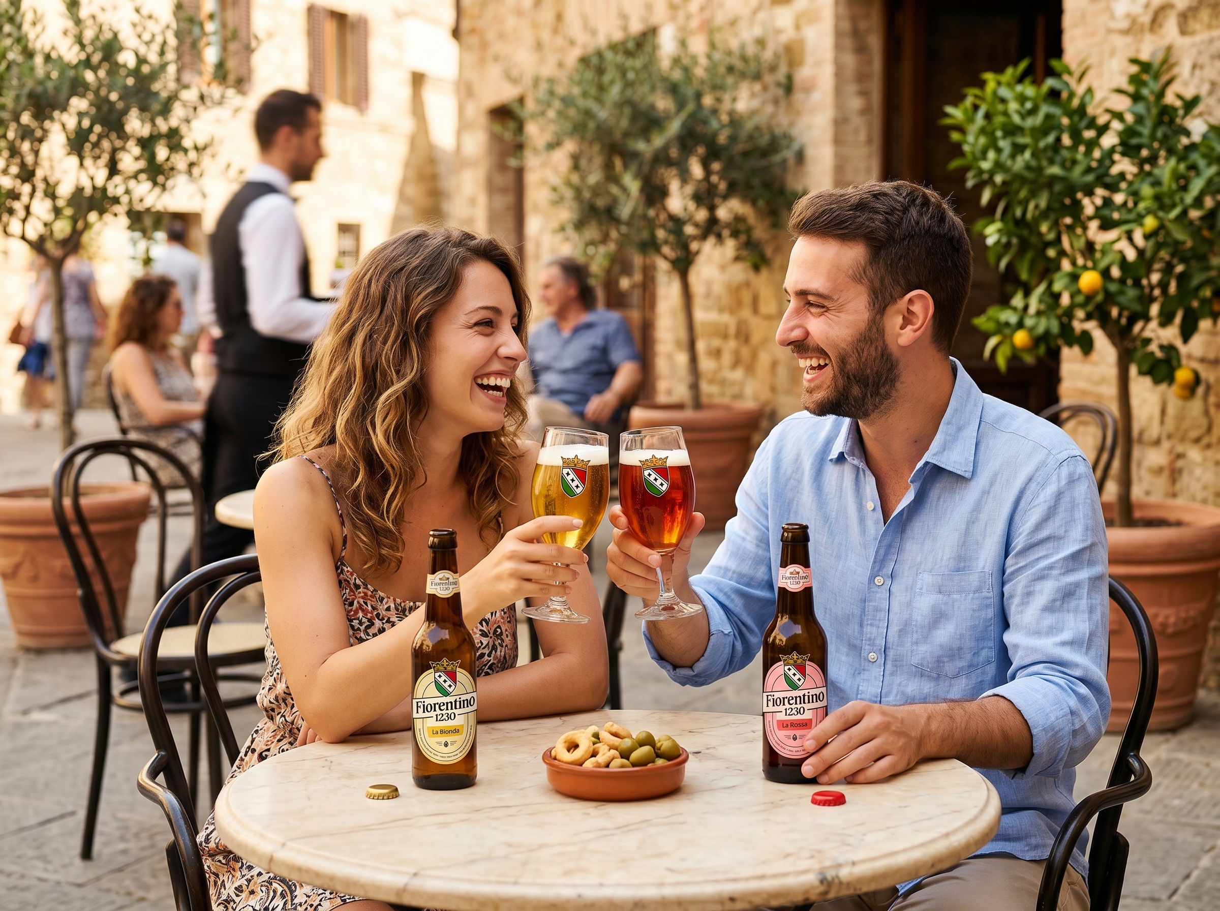 Coppia che brinda con birra Fiorentino